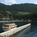 And By The Sea Trstenik, Peljesac - 4566 Penzion Trstenik (Dubrovnik-Neretva)